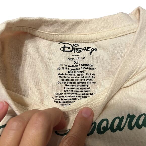 Disney All Aboard North Pole Express Mickey Minnie TShirt - Picture 4 of 4